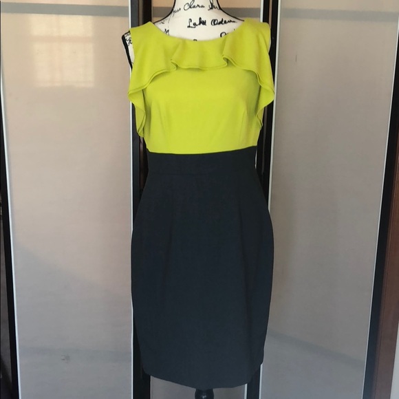 Calvin Klein Dresses & Skirts - Calvin Klein green/gray ruffled neckline size 8